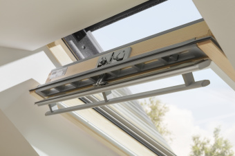 Окно в крышу VELUX GLL CK04 размер 55*98, ручка-клапан сверху